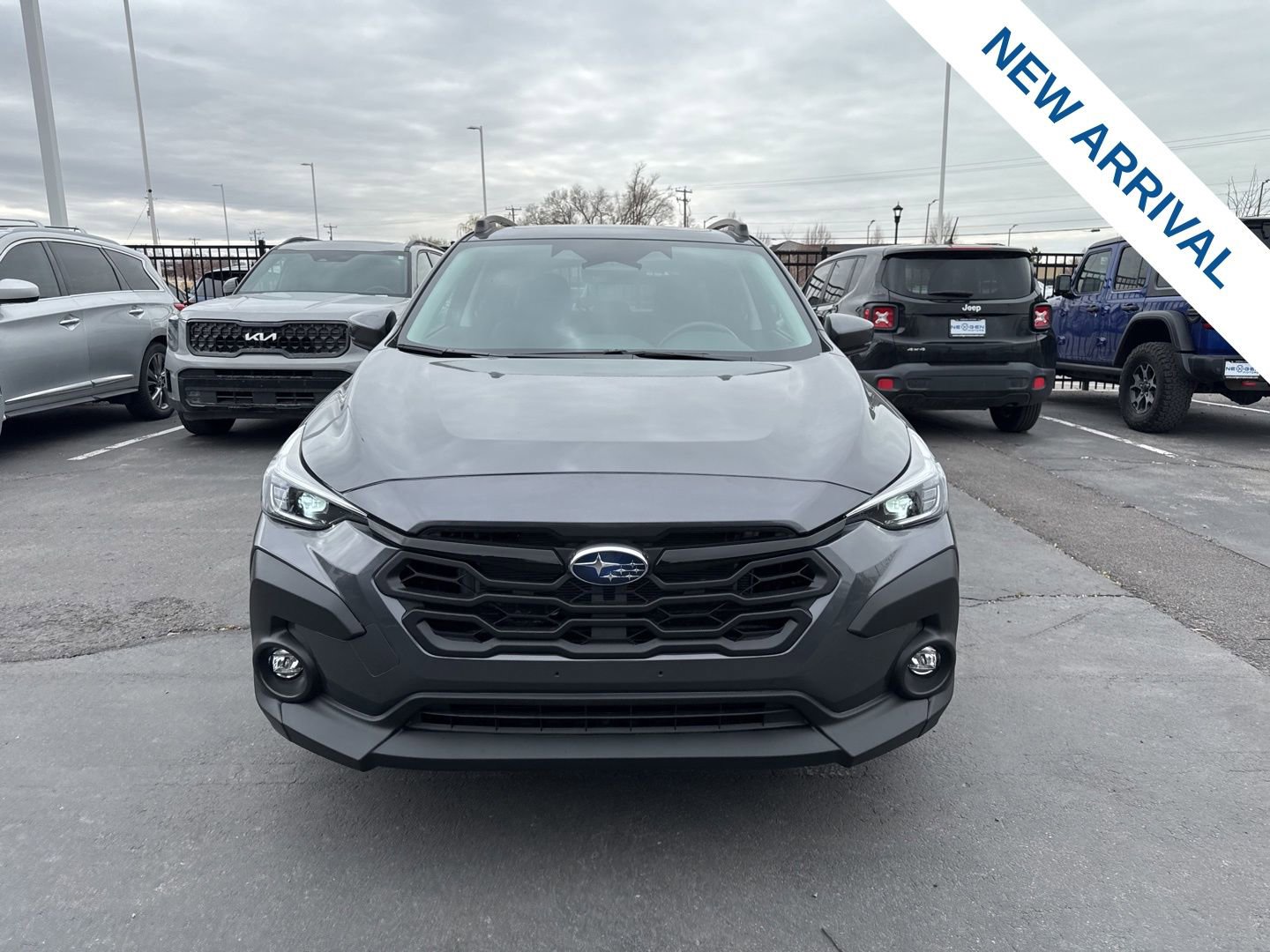 Used 2024 Subaru Crosstrek 2.5i Limited w/ Popular Package #4A image 2