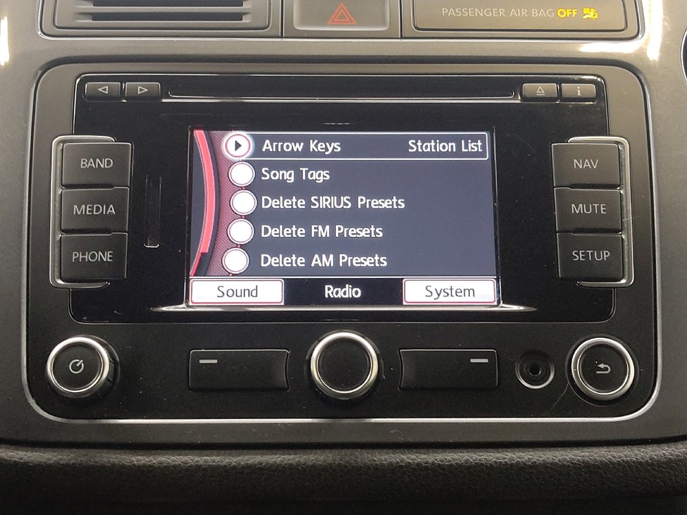 Used 2014 Volkswagen Tiguan R-Line AWD/4WD image 25