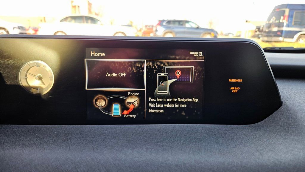 Used 2019 Lexus UX 250h w/ Premium Package image 30