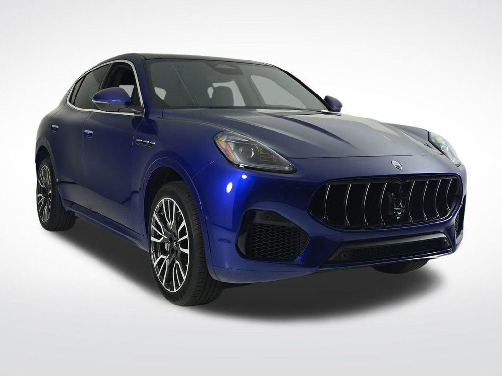 New 2025 Maserati Grecale GT image 7