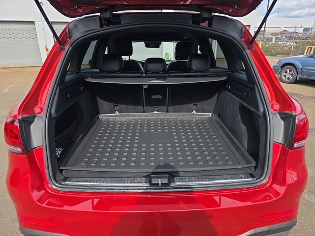 Used 2020 Mercedes-Benz GLC 300 4MATIC w/ AMG Line image 14