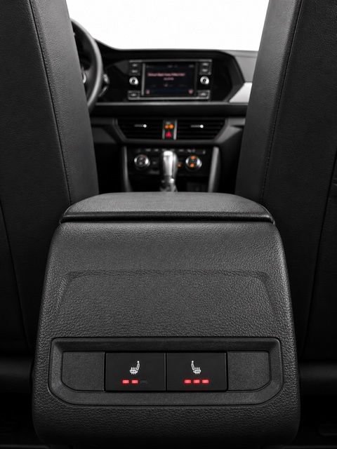 Used 2019 Volkswagen Jetta SE w/ Cold Weather Package FWD image 20
