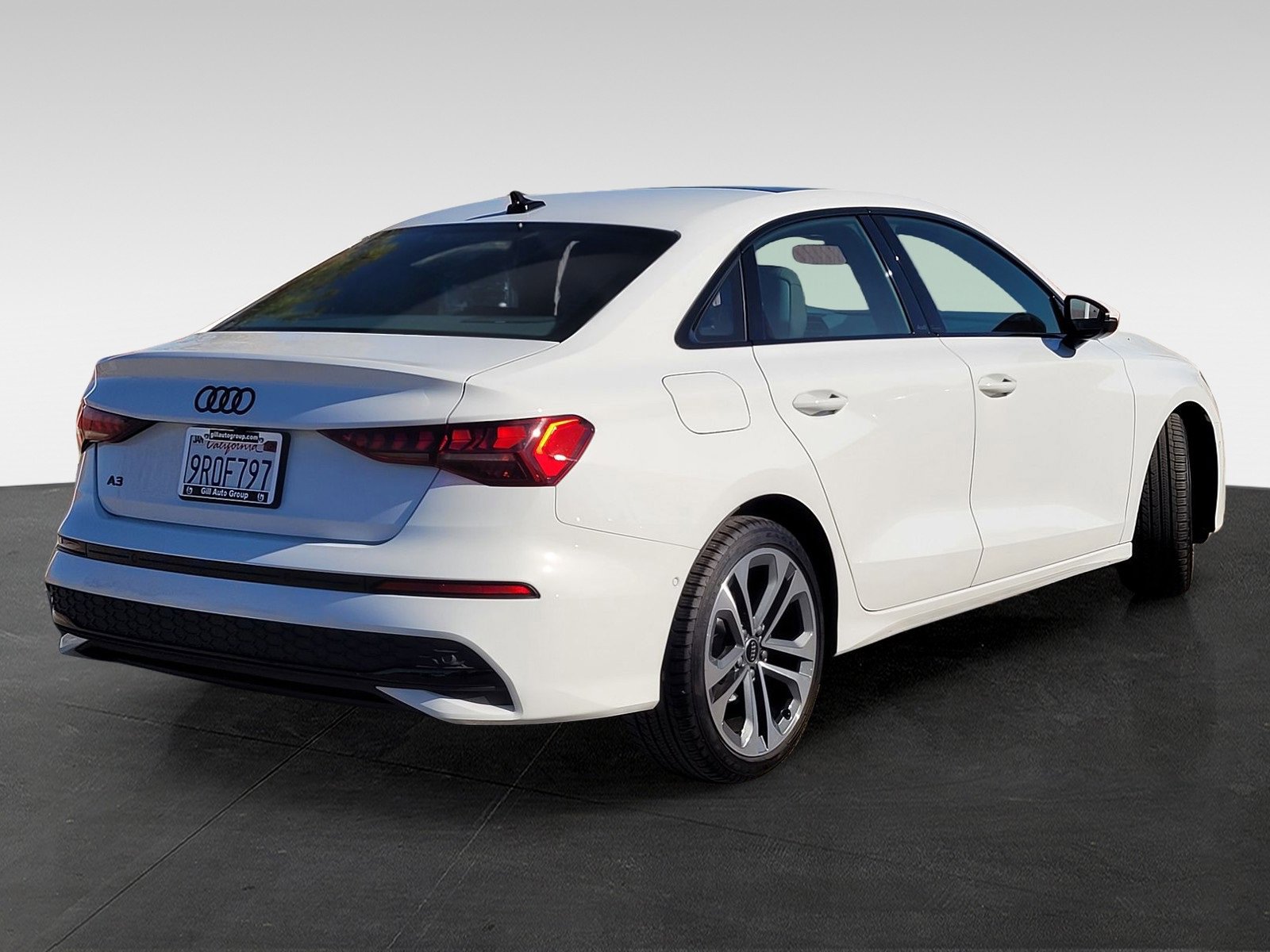 Used 2025 Audi A3 2.0T Premium Plus image 4