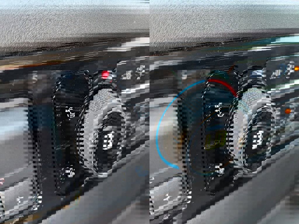 Certified 2025 Chevrolet Silverado 1500 LT Trail Boss w/ Convenience Package II image 18