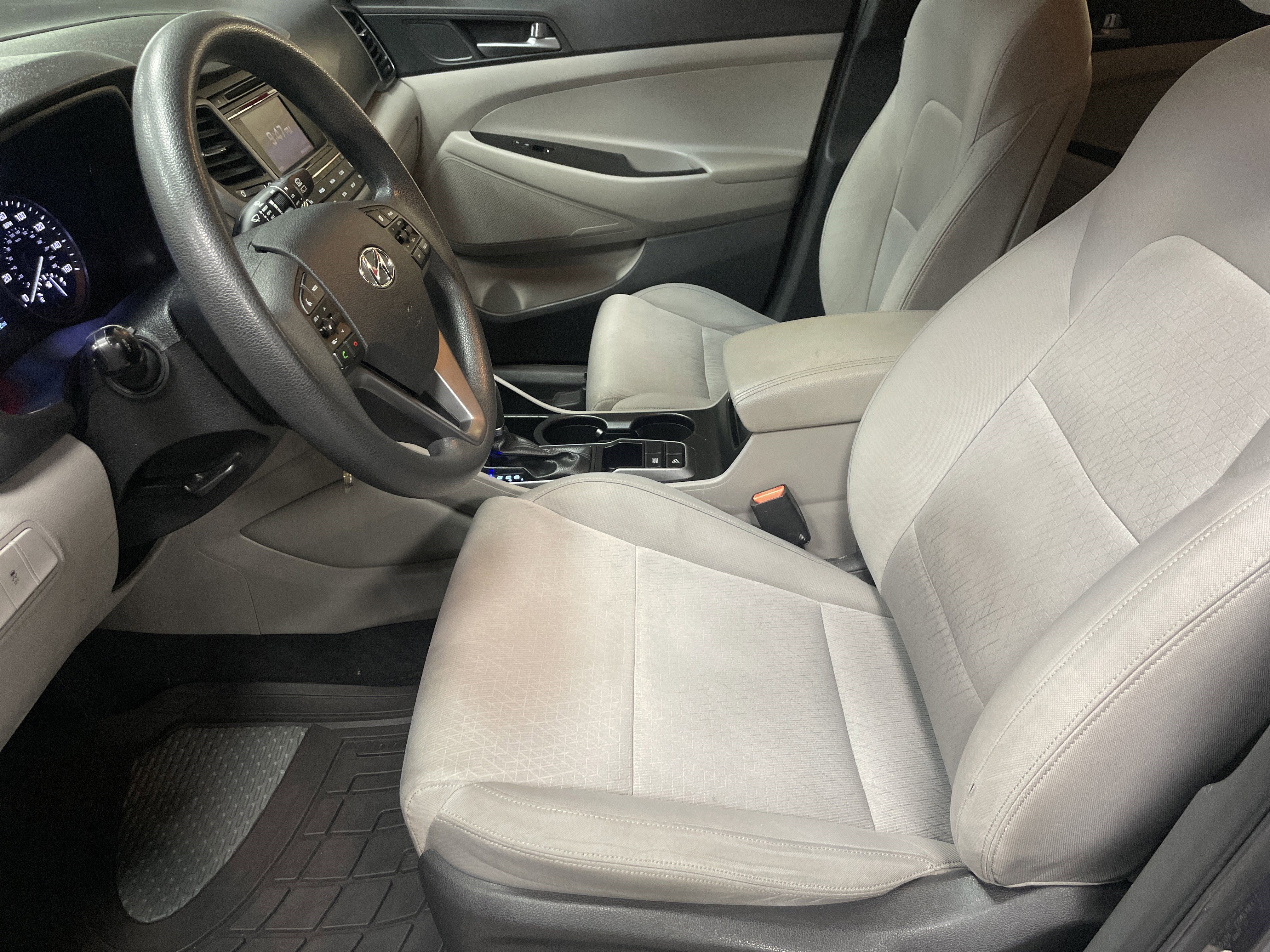 Used 2016 Hyundai Tucson SE w/ Option Group 02 FWD image 20