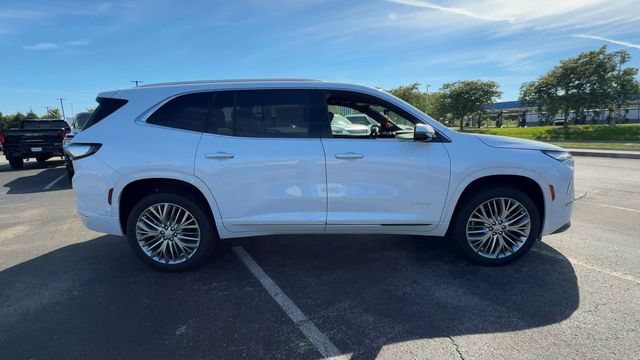 New 2027 Buick Enclave Avenir w/ LPO, Floor Liner Package FWD image 9