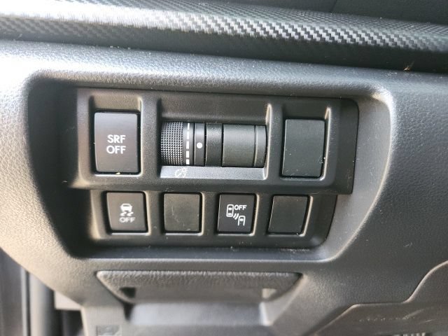 Used 2019 Subaru Crosstrek 2.0i Premium w/ Eyesight System AWD/4WD image 25
