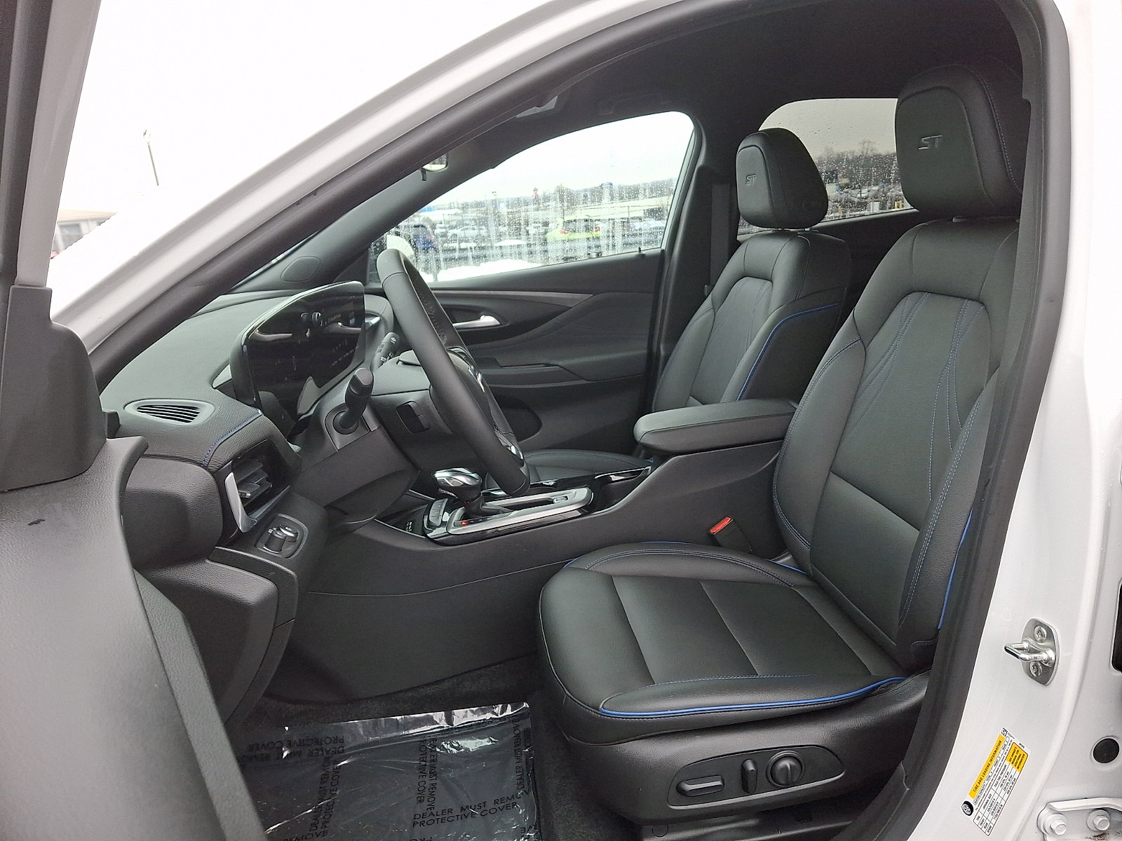 Certified 2024 Buick Envista Sport Touring w/ Convenience I Package image 13