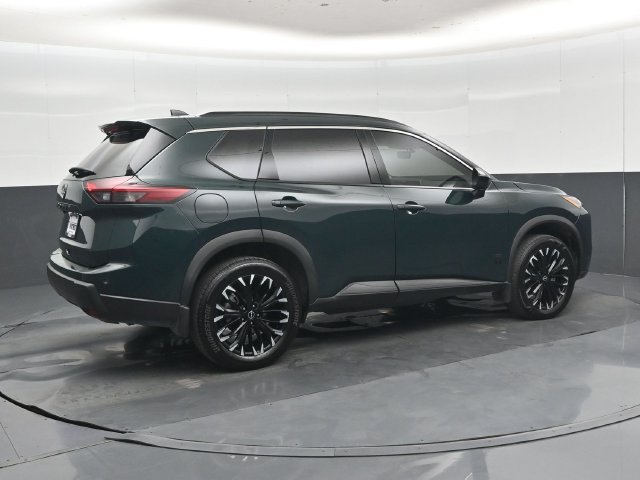 Used 2026 Nissan Rogue Dark Armor FWD image 33