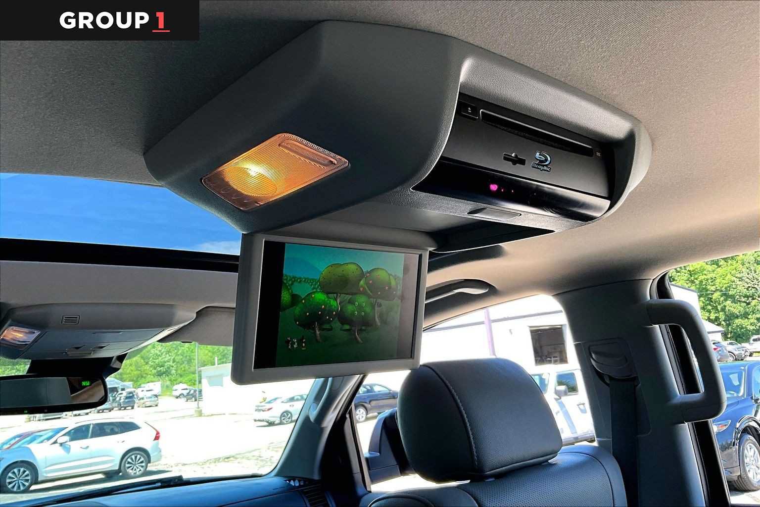 Certified 2019 Toyota Sequoia Platinum AWD/4WD image 34