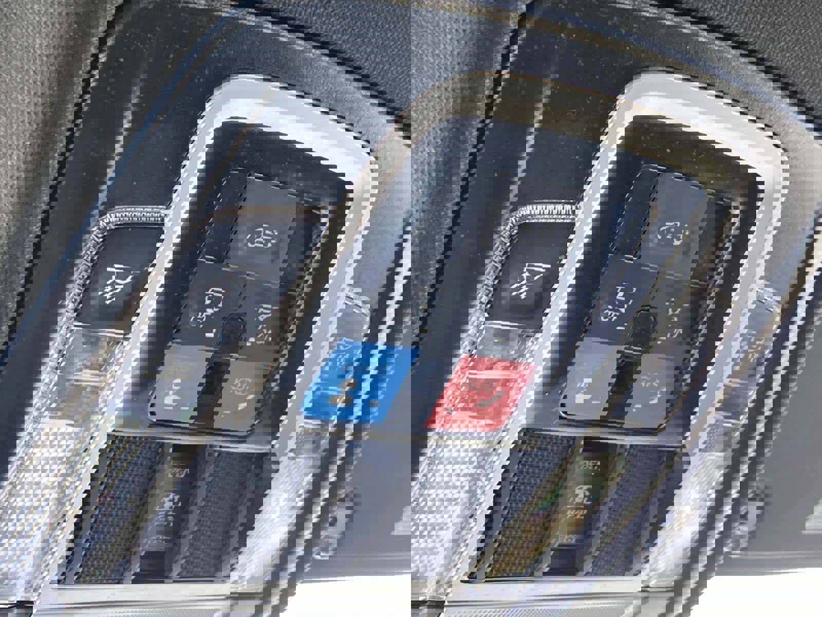 Certified 2025 RAM 1500 Laramie image 29