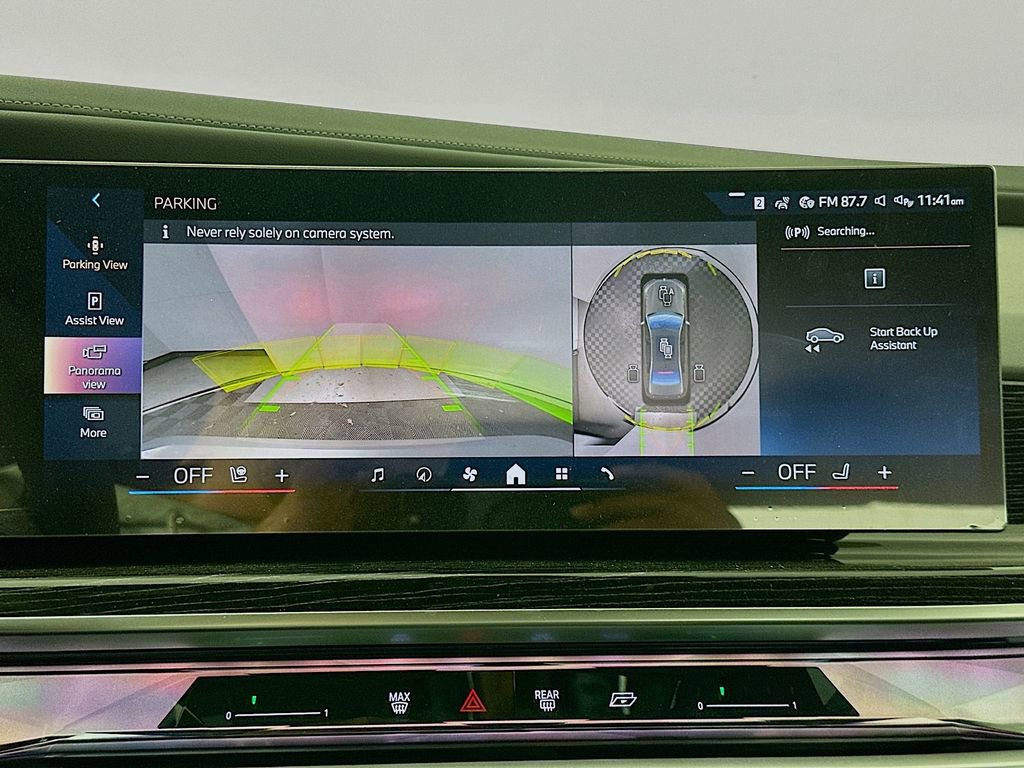 New 2026 BMW 750e xDrive w/ Executive Package image 13