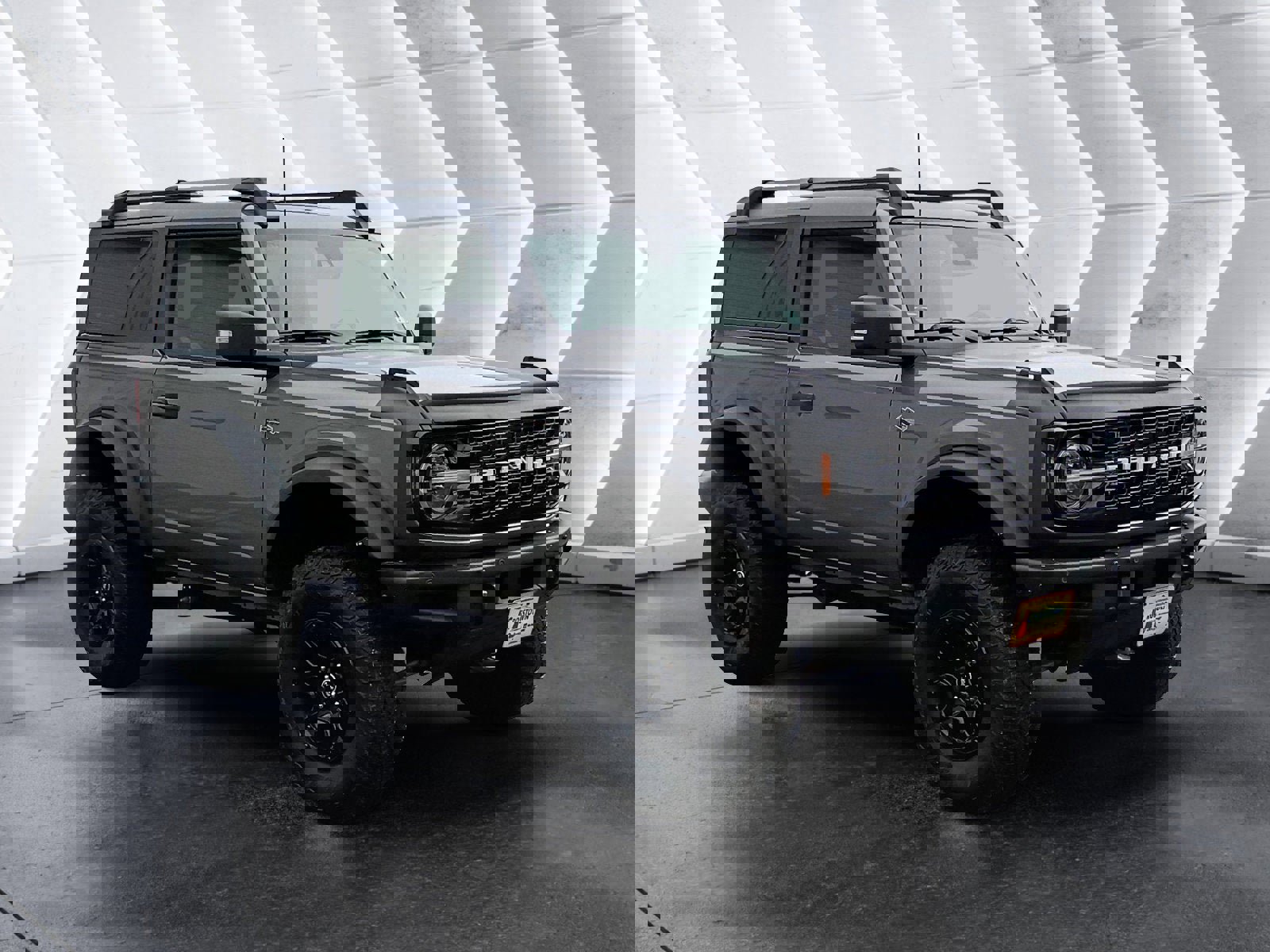 Used 2022 Ford Bronco Wildtrak image 8