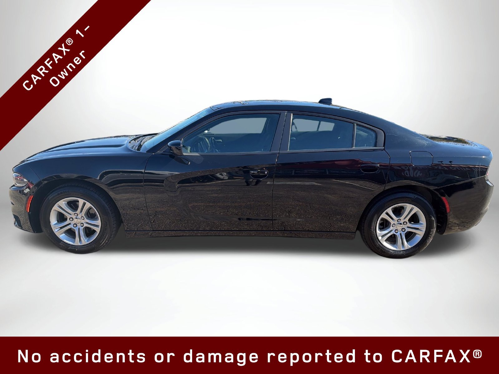 Used 2023 Dodge Charger SXT w/ Cold Weather Package RWD image 3