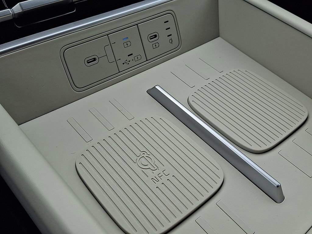 Certified 2024 Hyundai Santa Fe SEL image 25