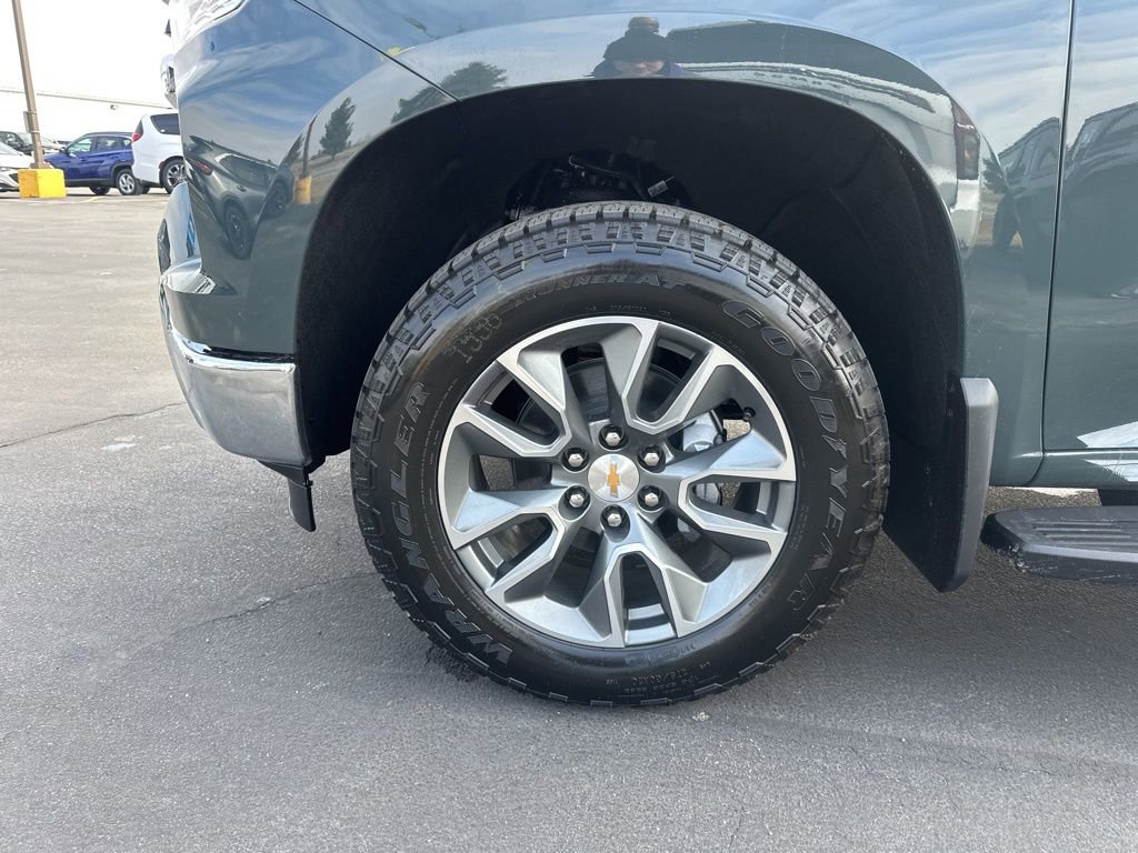 New 2026 Chevrolet Silverado 1500 LT w/ Z71 Off-Road Package image 18