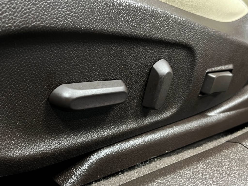 Used 2016 Buick Verano Convenience w/ Experience Buick Package FWD image 19
