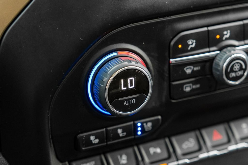 Used 2023 Chevrolet Silverado 3500 High Country w/ Z71 Off-Road Package image 32