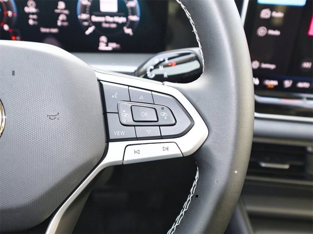 New 2026 Volkswagen Tiguan SE image 24