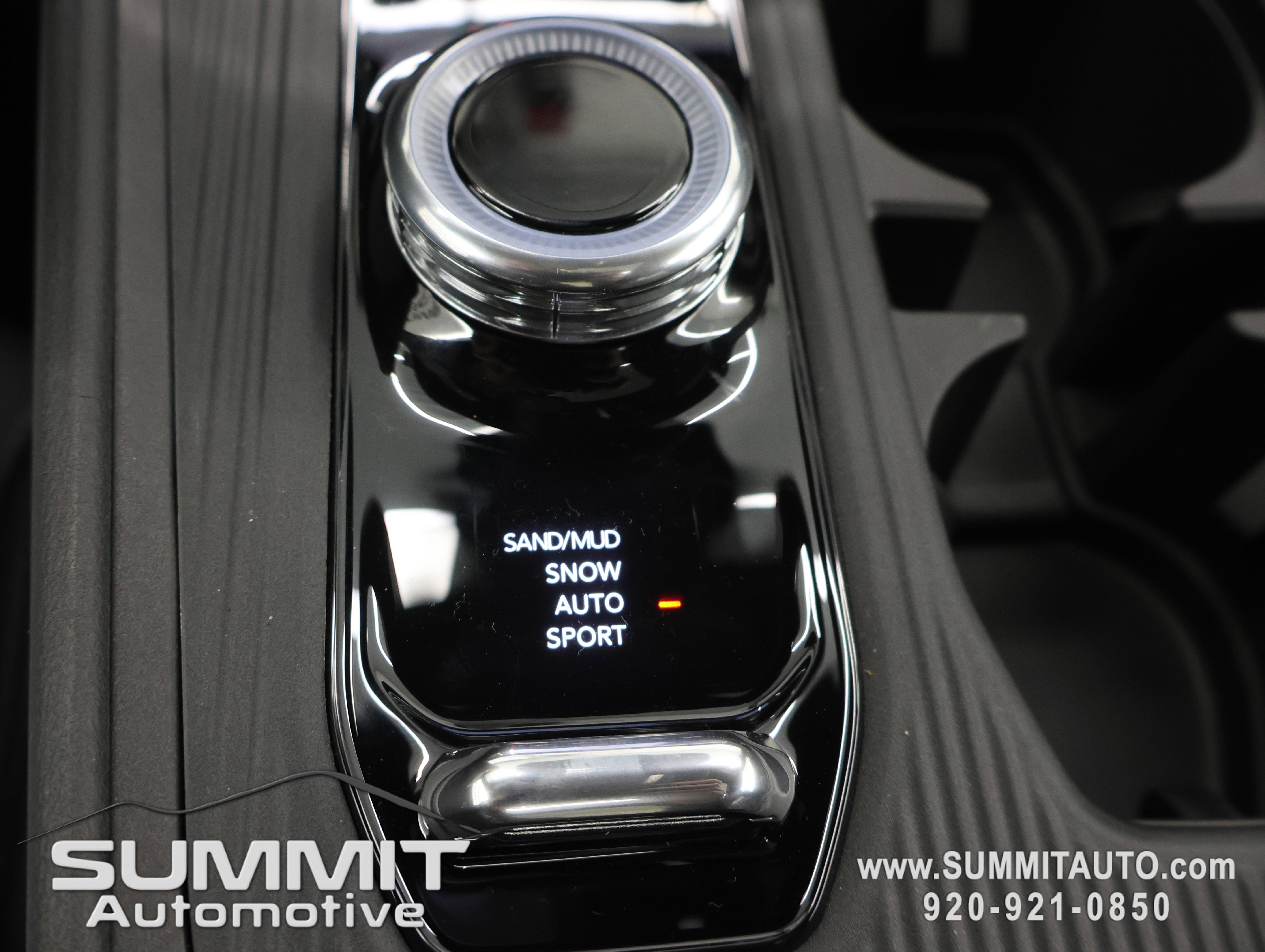 New 2026 Jeep Cherokee Overland image 56