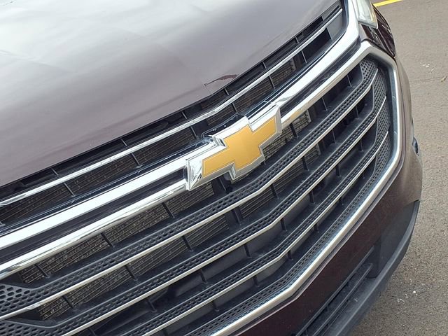 Used 2021 Chevrolet Traverse LT image 32