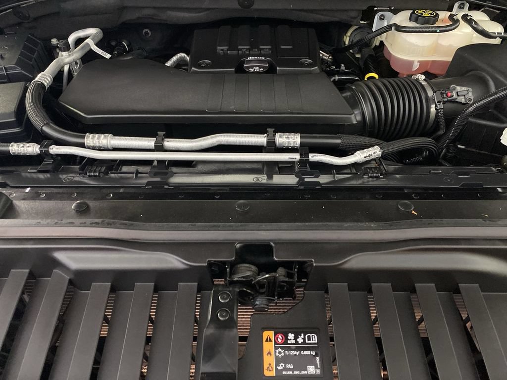 Used 2023 Chevrolet Silverado 1500 Custom AWD/4WD image 35