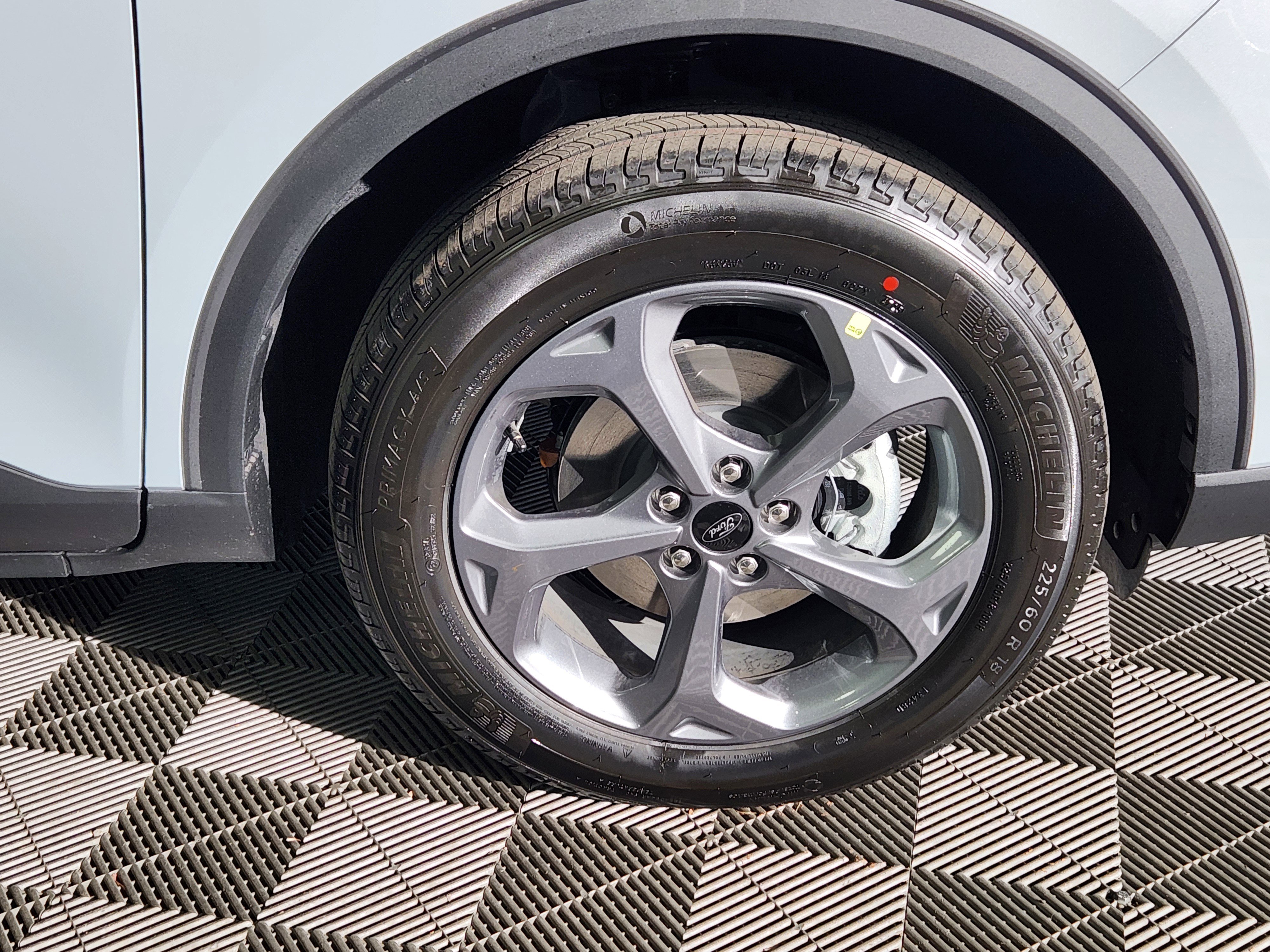 New 2026 Ford Escape ST-Line w/ Tech Pack #1 image 9