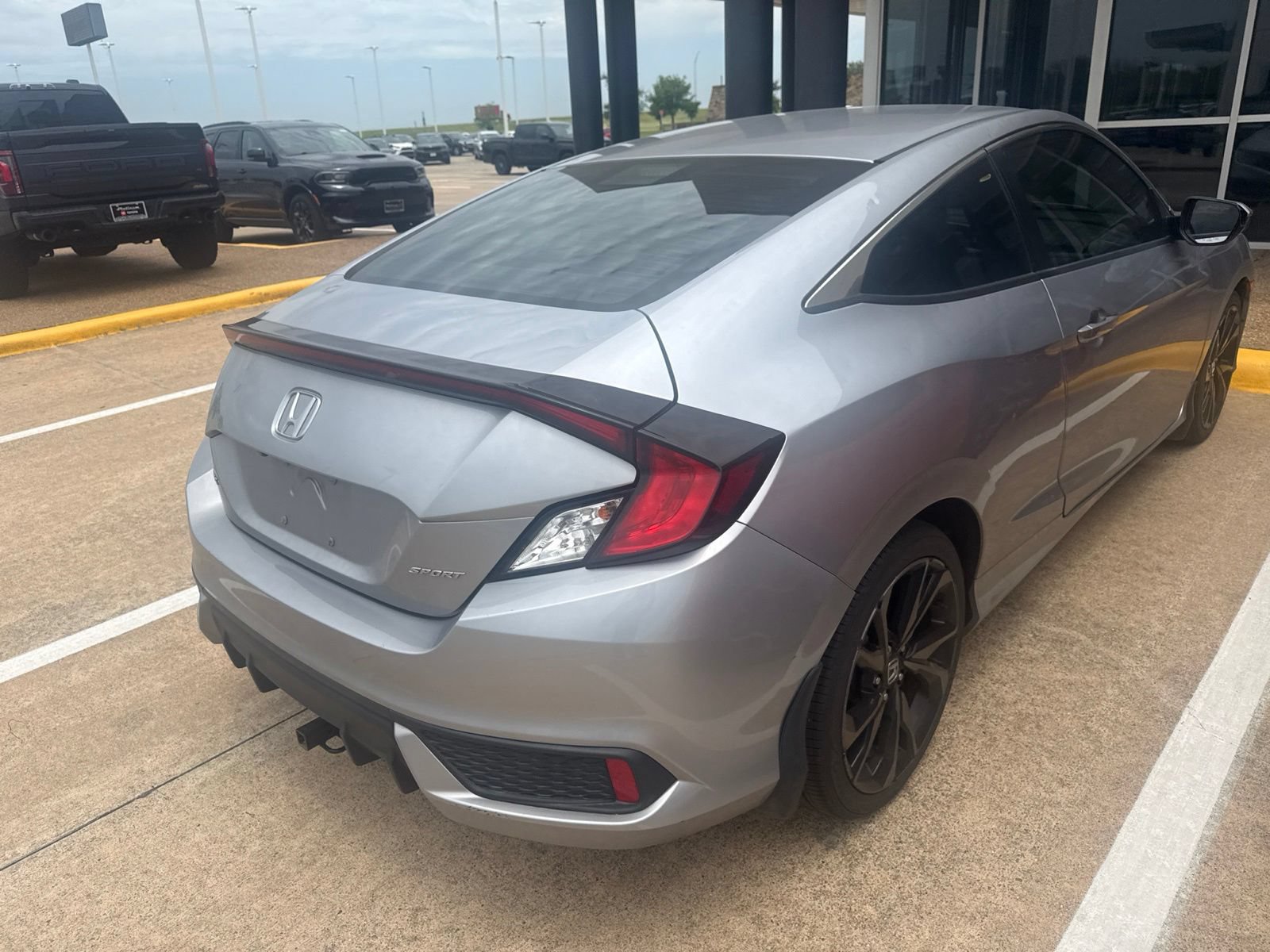 Used 2019 Honda Civic Sport image 7