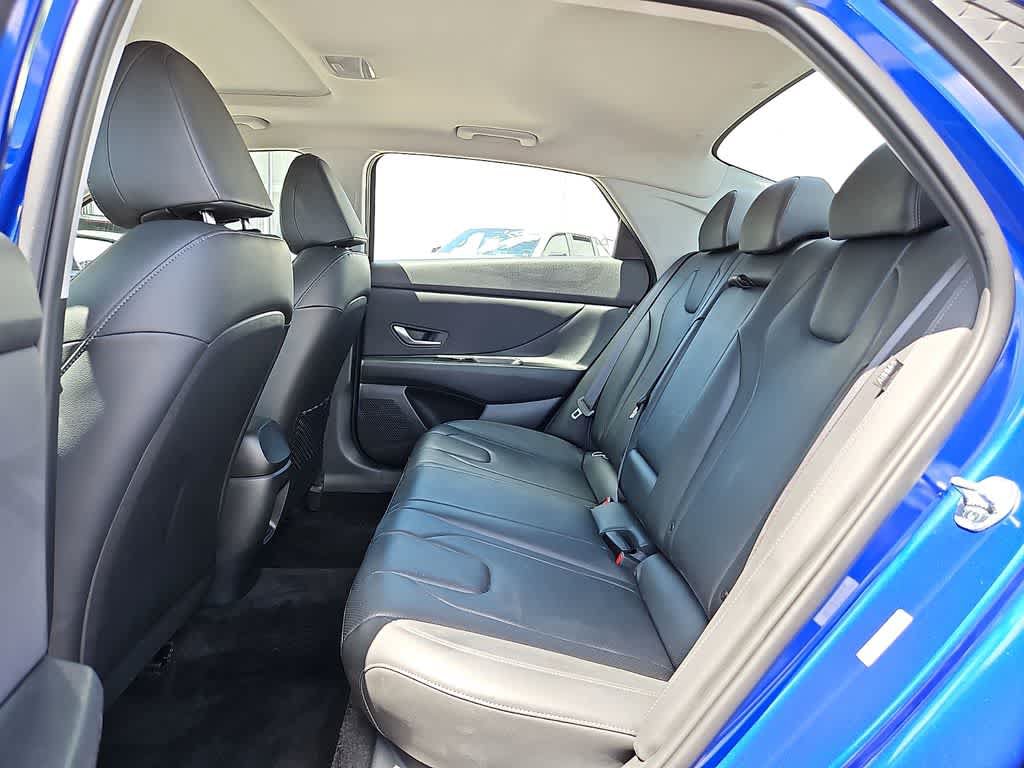 Used 2025 Hyundai Elantra Limited FWD image 9