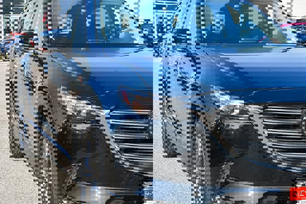 Used 2023 MAZDA CX-9 Touring image 4