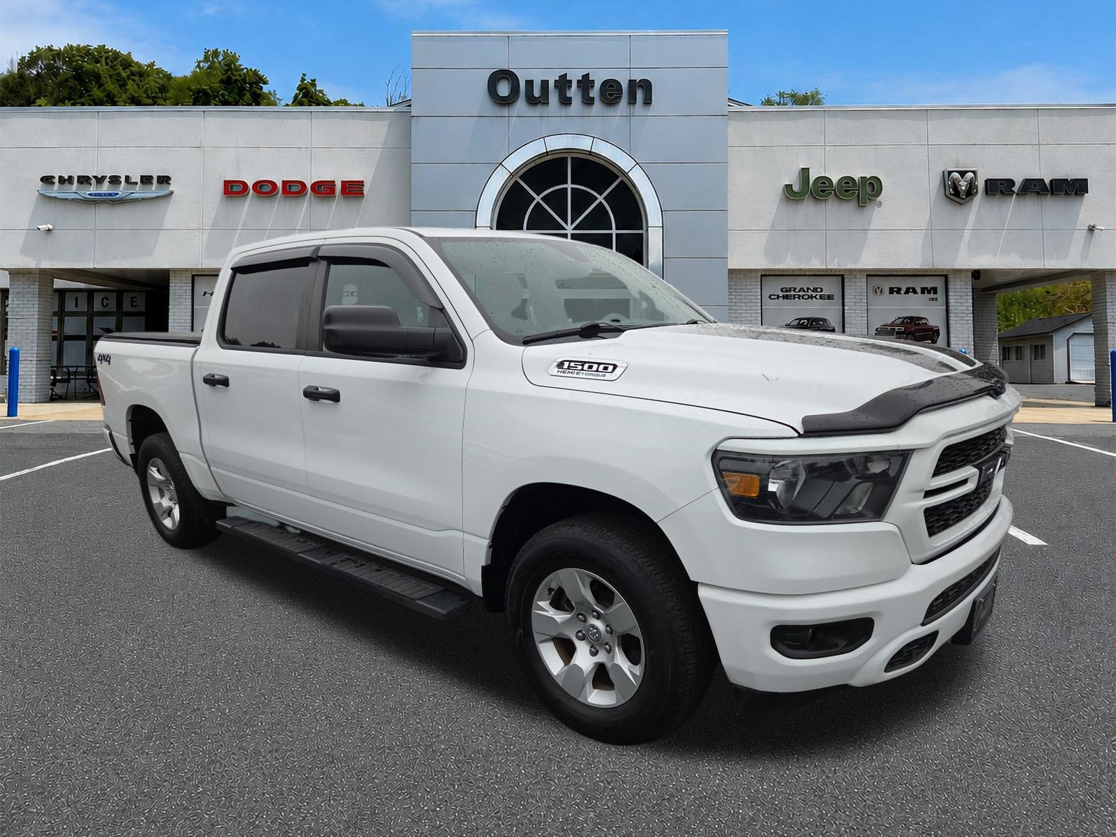 Certified 2023 RAM 1500 Tradesman AWD/4WD image 1