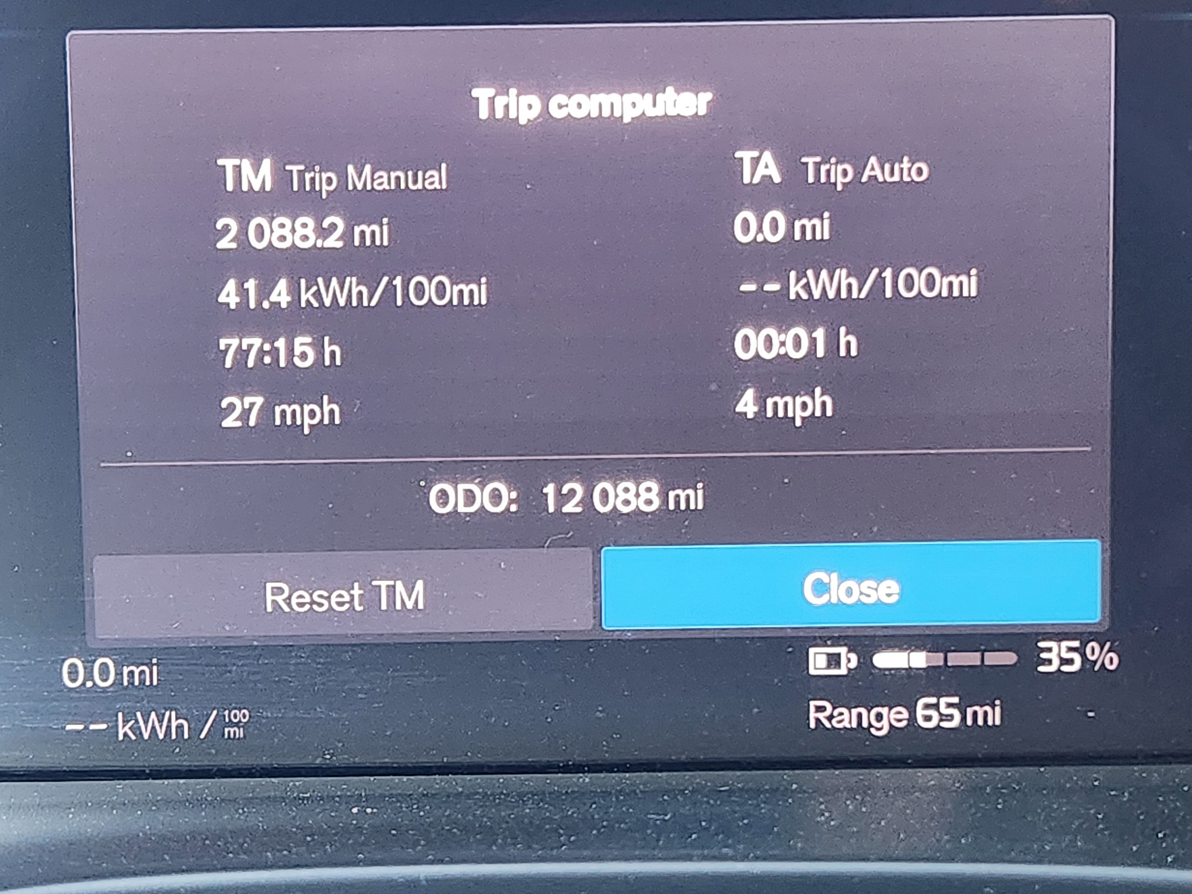 Used 2023 Volvo XC40 Recharge Ultimate image 9