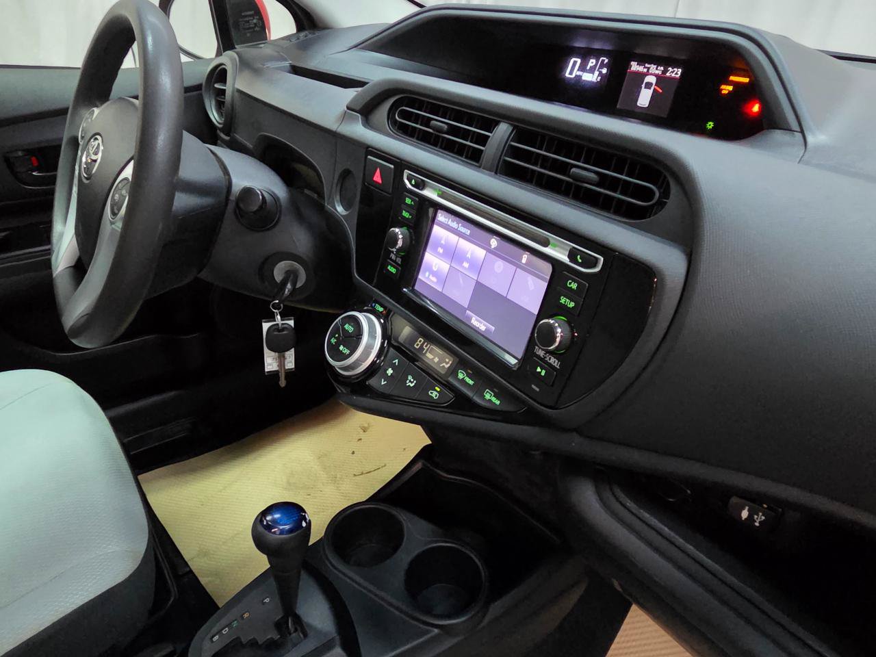 Used 2015 Toyota Prius C One FWD image 22