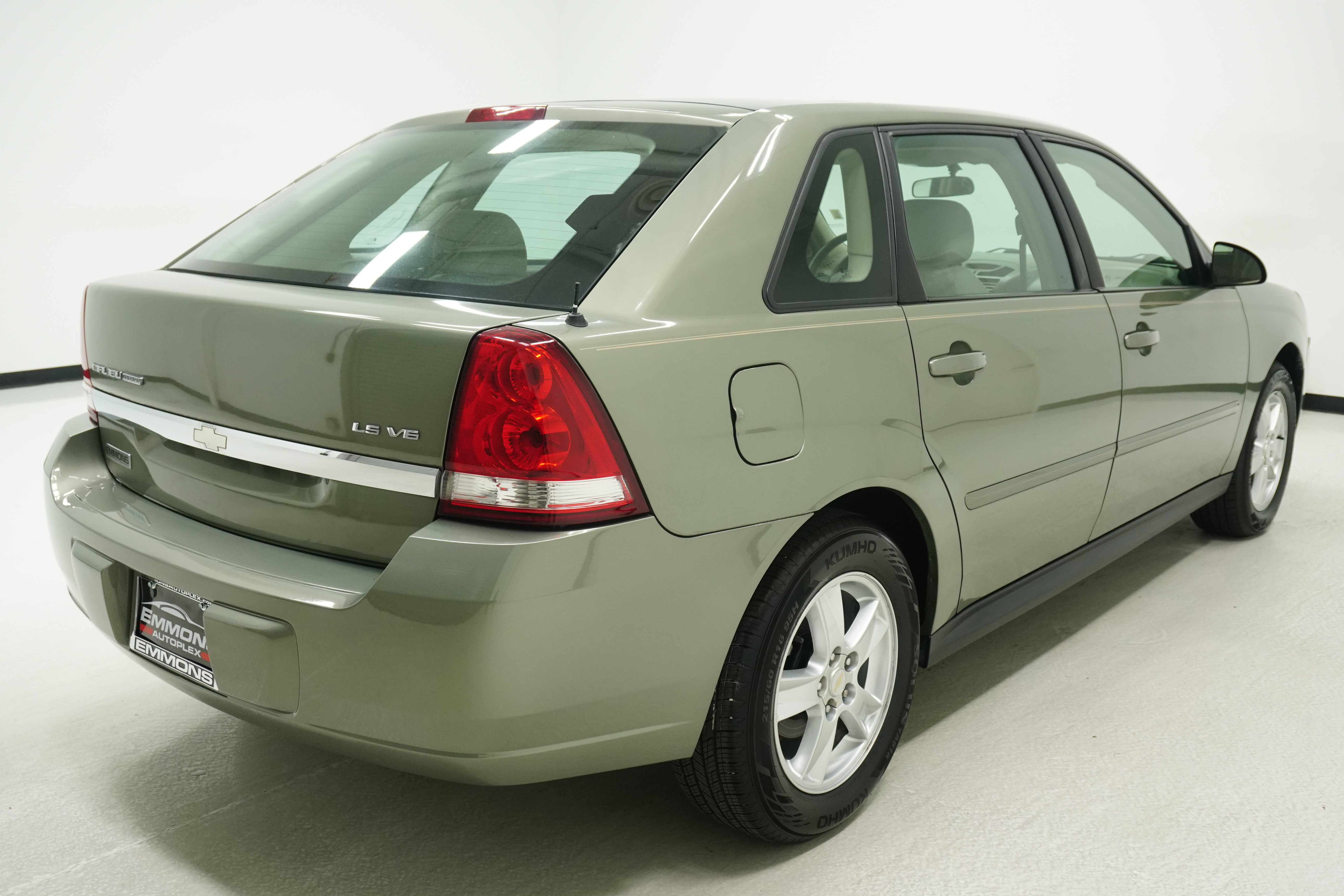 Used 2004 Chevrolet Malibu LS FWD image 4