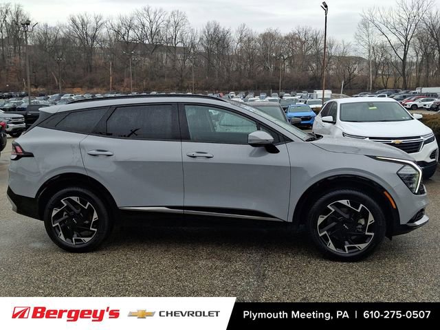 Used 2024 Kia Sportage SX image 8