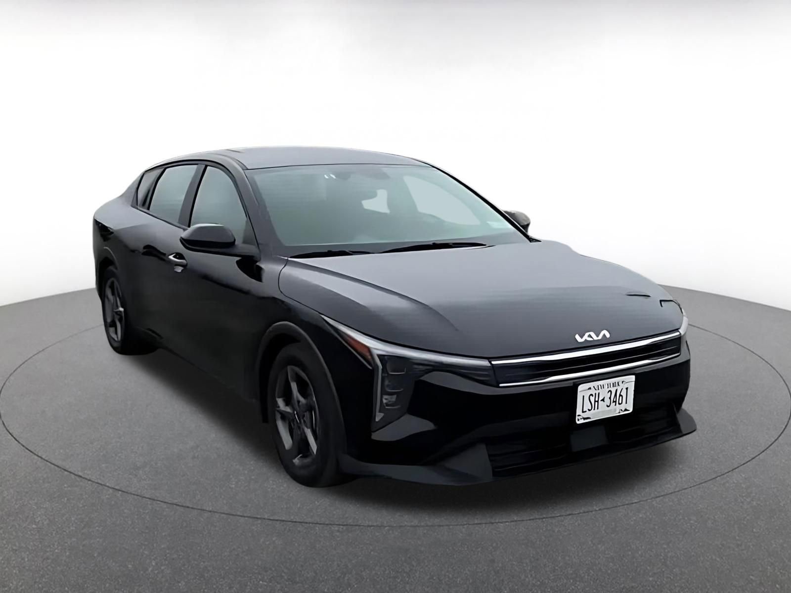 Used 2025 Kia K4 FWD image 3