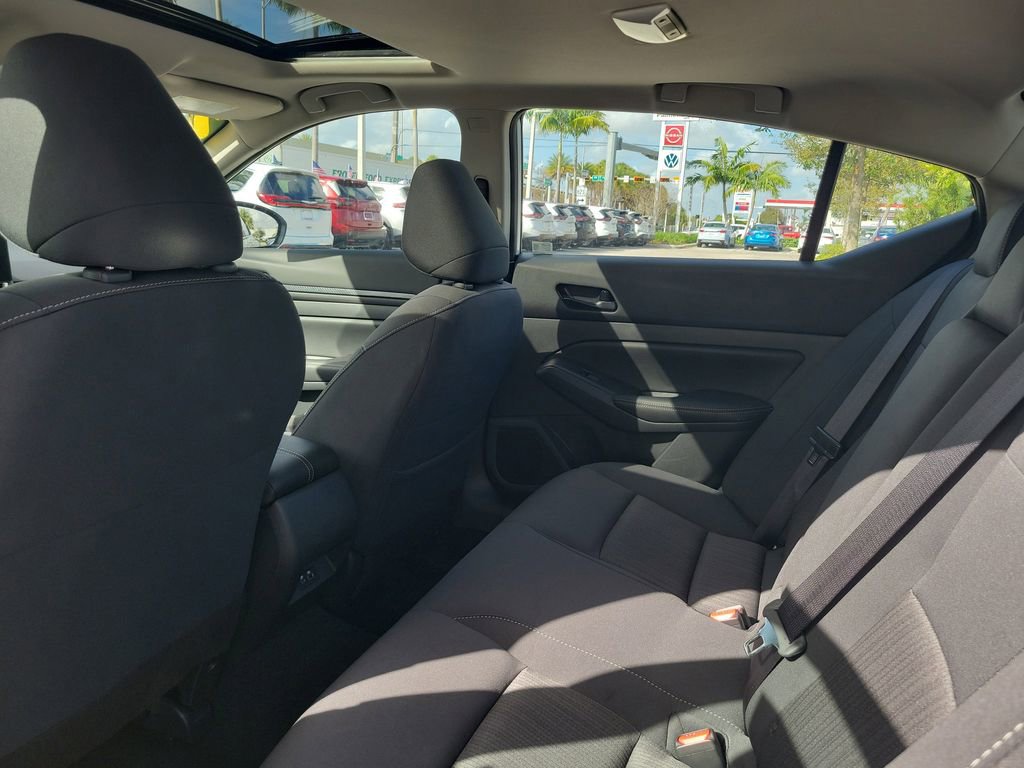 Used 2025 Nissan Altima 2.5 SV w/ SV Special Edition Package image 8