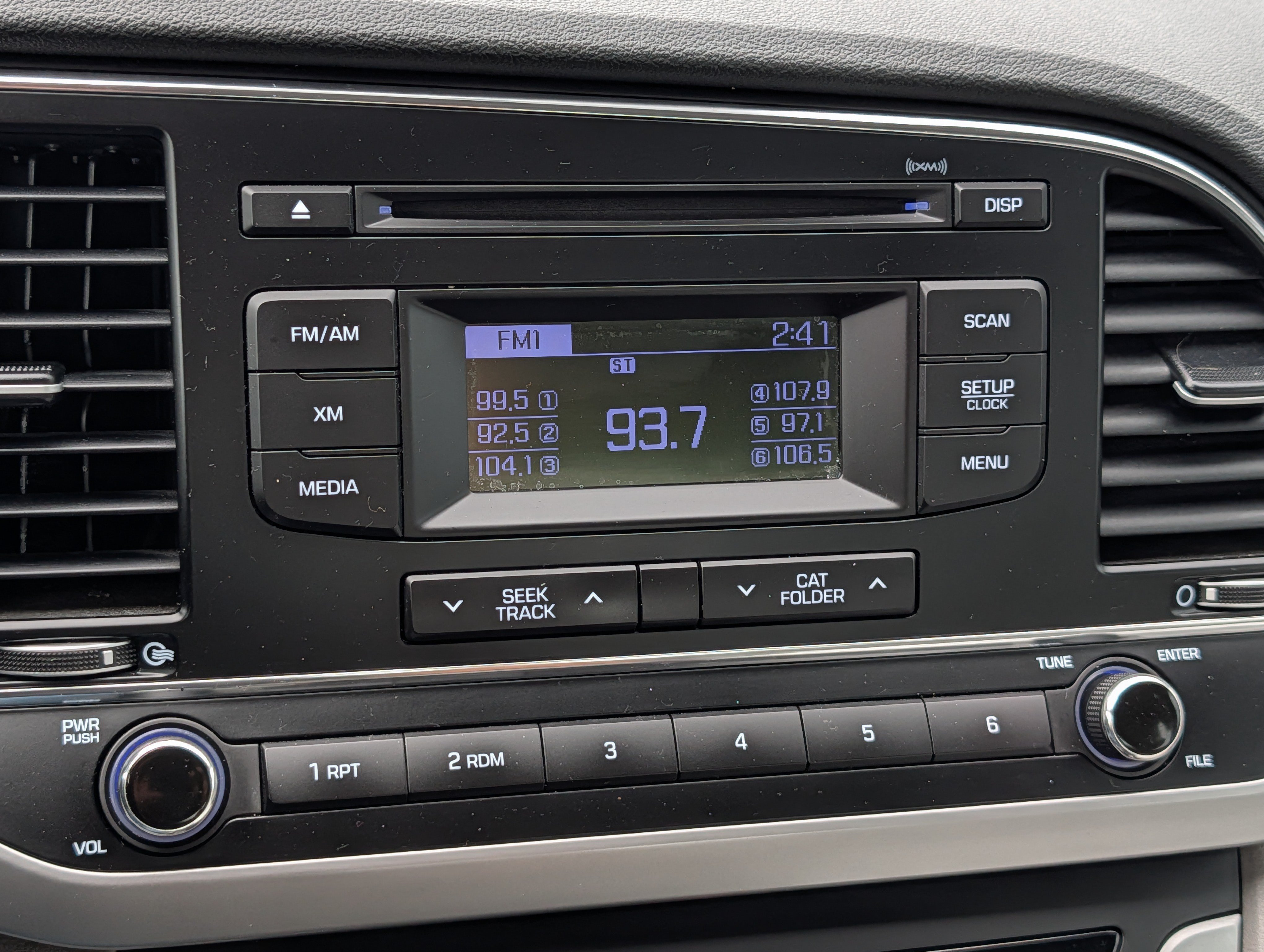 Used 2017 Hyundai Elantra SE FWD image 22