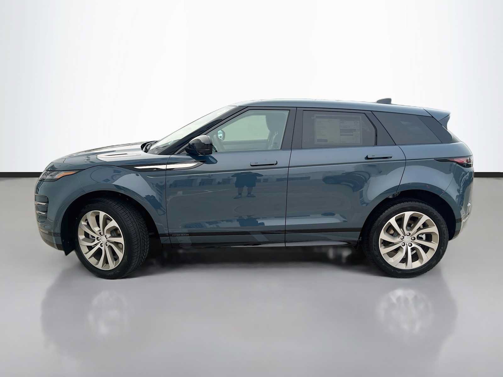 New 2026 Land Rover Range Rover Evoque Hoxton AWD/4WD image 5