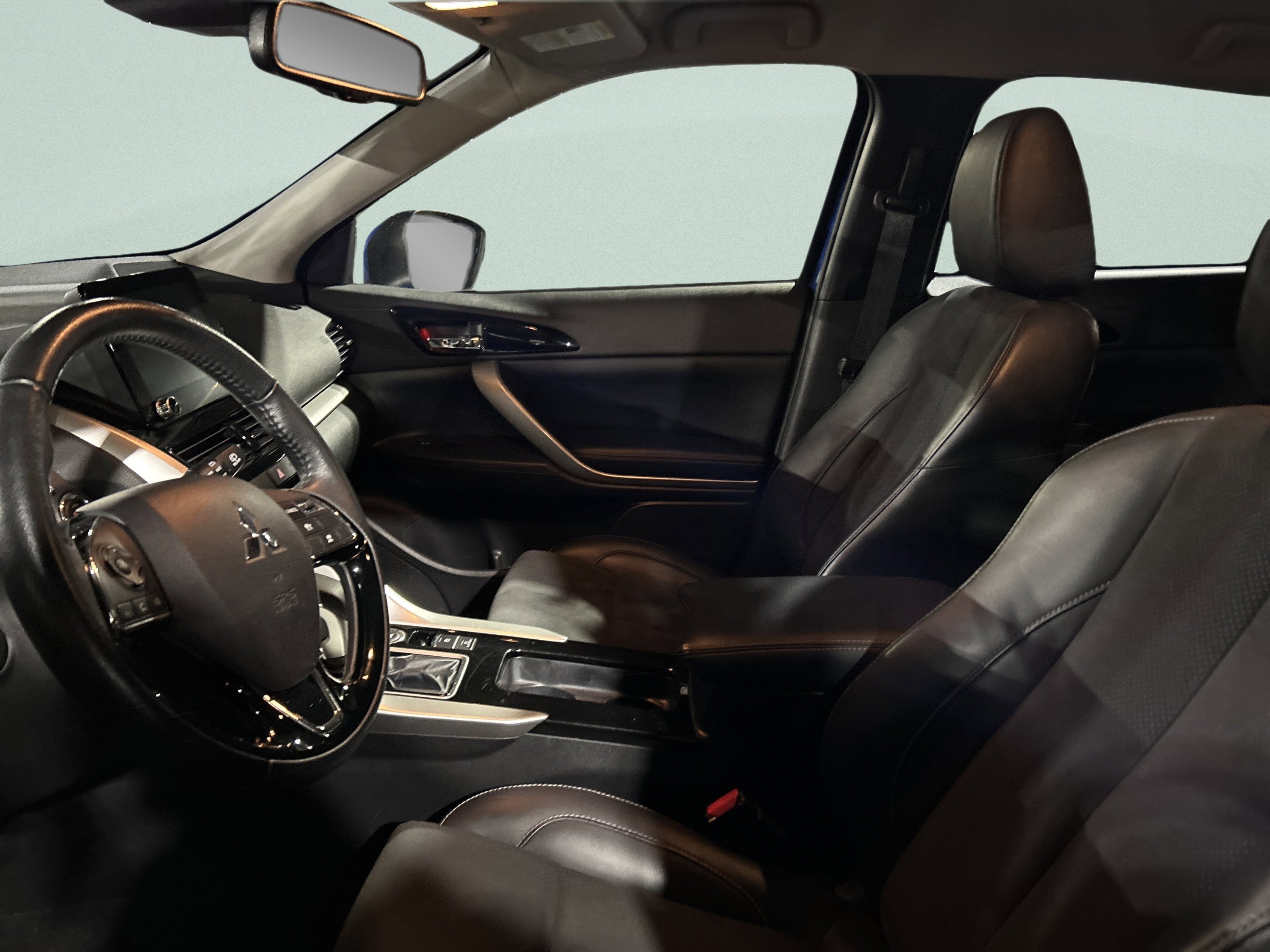 Used 2024 Mitsubishi Eclipse Cross SEL image 8