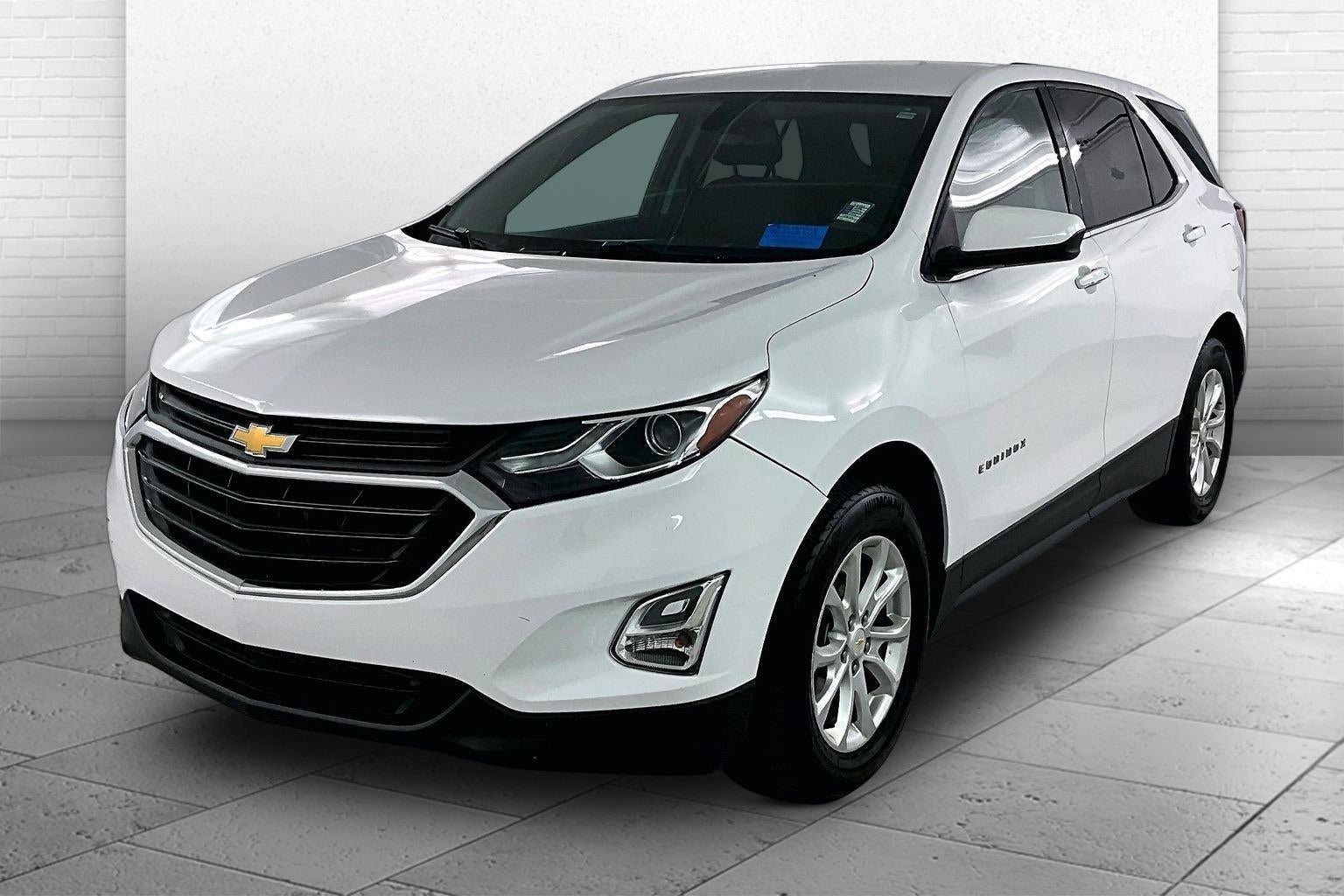 Used 2018 Chevrolet Equinox LT image 3