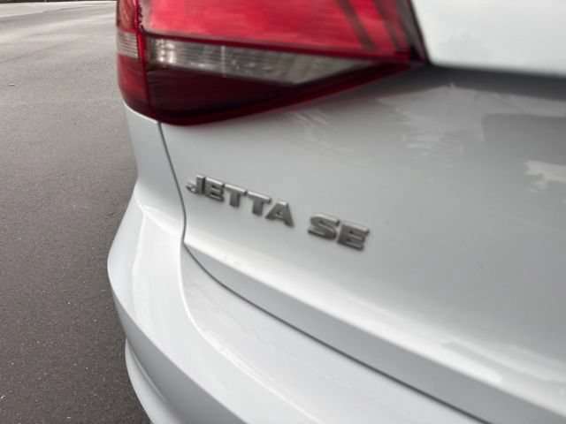 Used 2018 Volkswagen Jetta SE FWD image 7