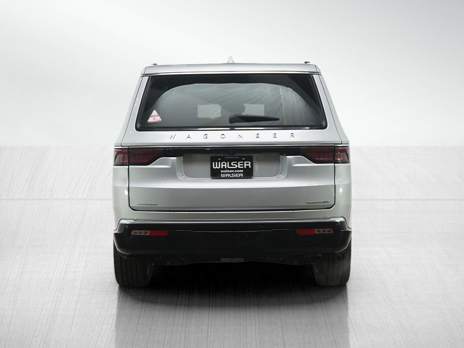 Used 2023 Jeep Wagoneer L Series II w/ Premium Group I image 4