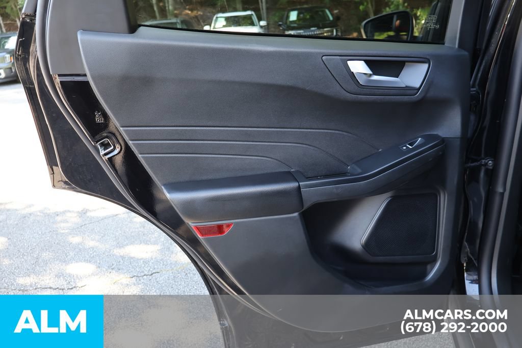 Used 2025 Ford Escape ST-Line AWD/4WD image 18