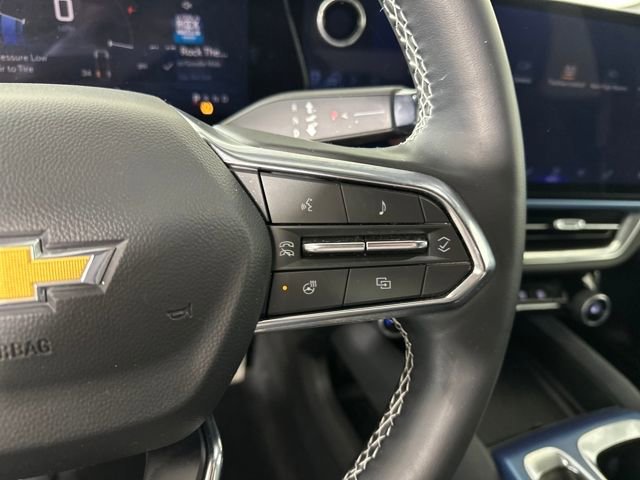 Used 2025 Chevrolet Equinox EV LT w/ Convenience Package image 15