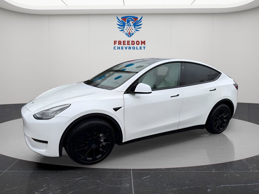 Used 2021 Tesla Model Y Long Range AWD/4WD image 2