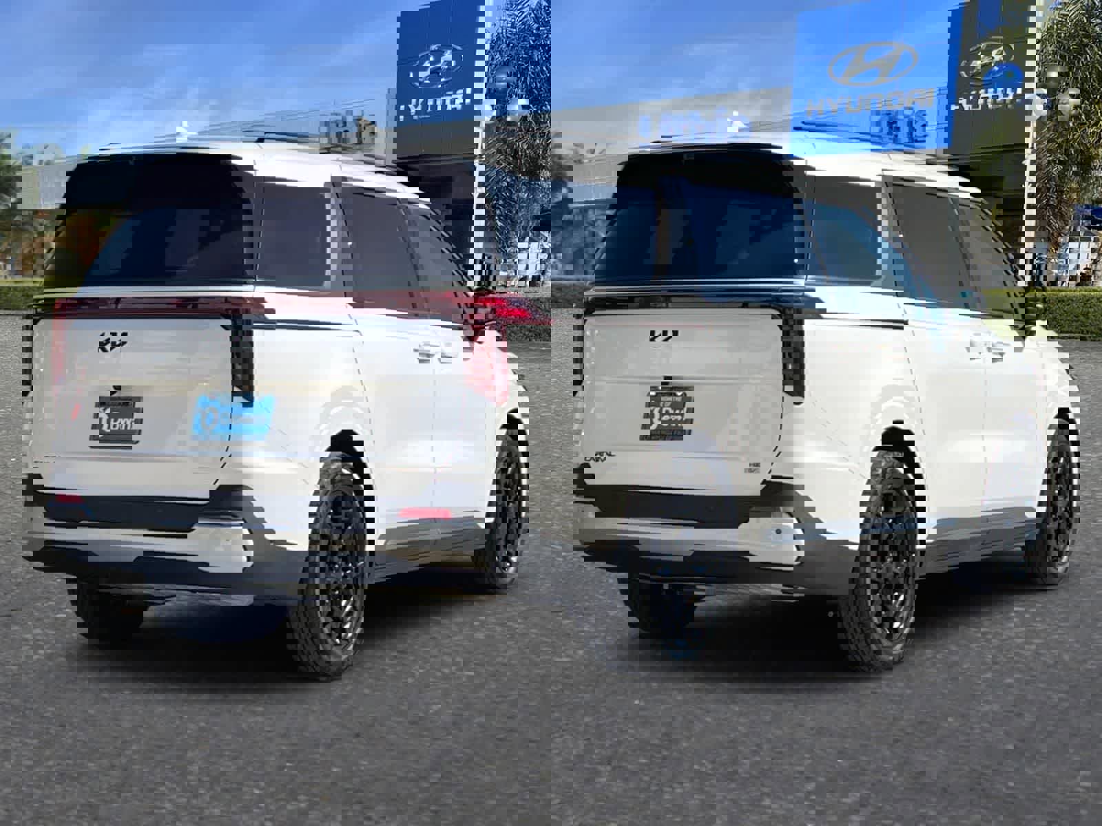 Used 2025 Kia Carnival SX Prestige image 3