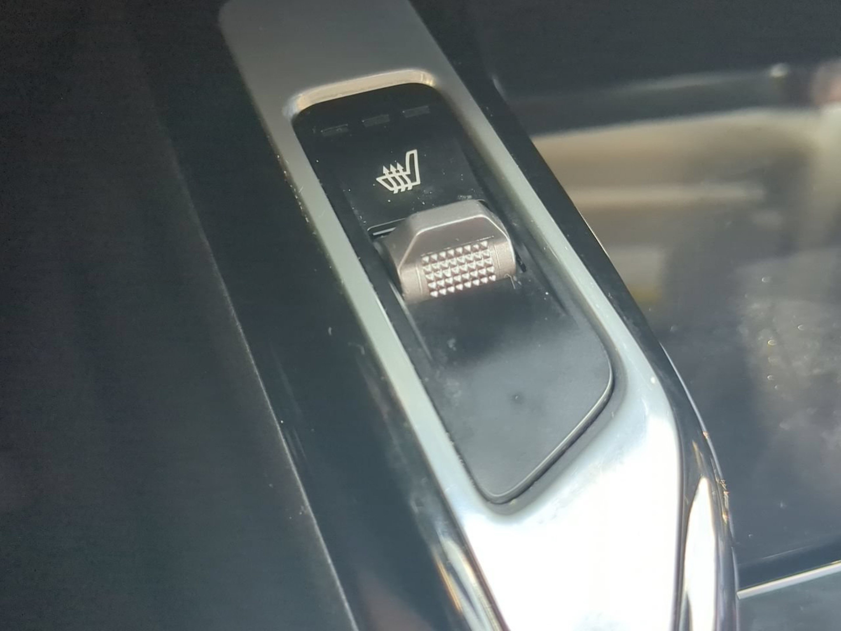 Certified 2022 Kia Sorento SX FWD image 29