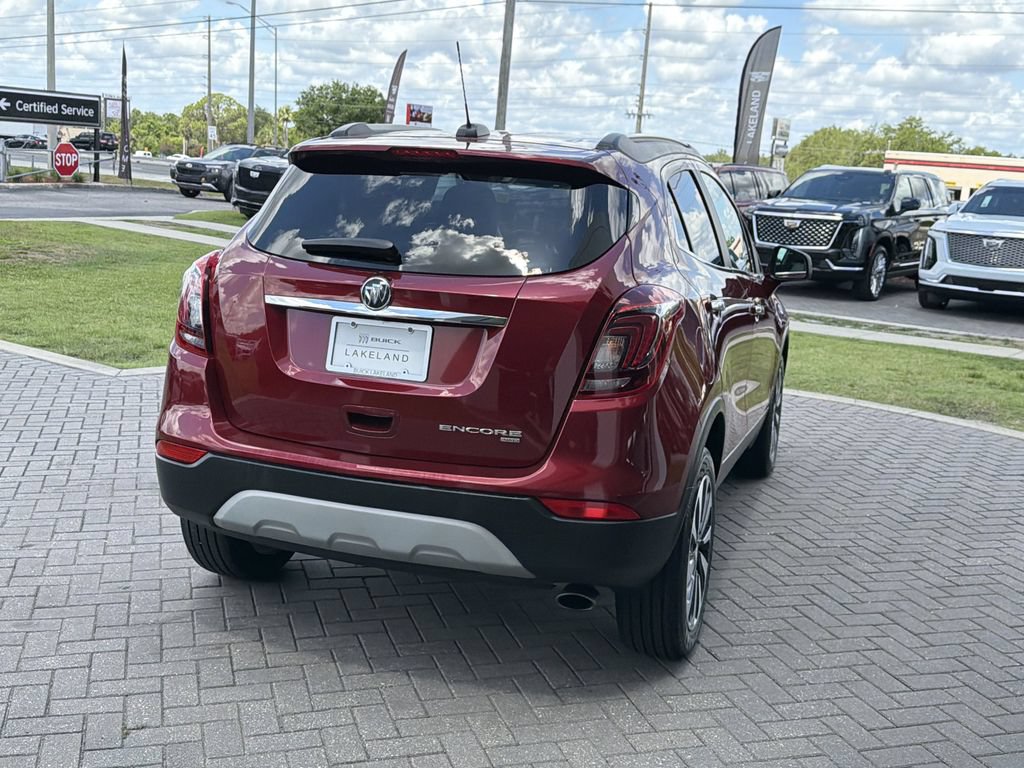 Used 2021 Buick Encore Preferred AWD/4WD image 6