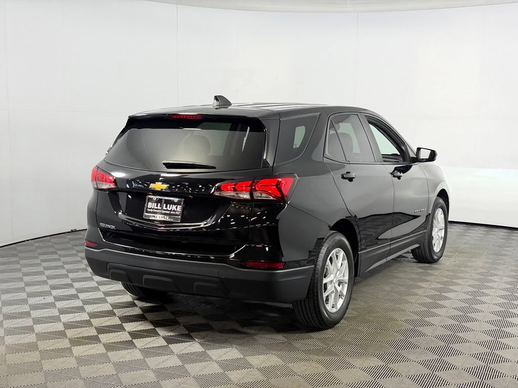 Used 2023 Chevrolet Equinox LS w/ LS Convenience Package FWD image 7